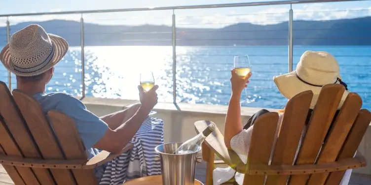 couple drinking wine on a cruise ship