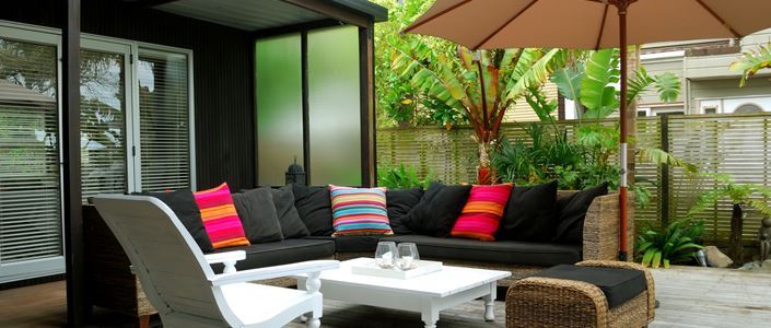 What is the difference between home and contents insurance