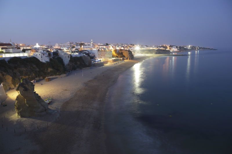Praia da Rocha at night