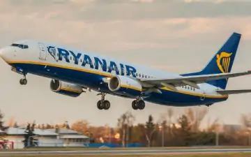 Ryanair Plane Taking Off – New Baggage Allowance For Nov 2018