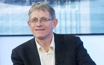 Simon Calder smiling