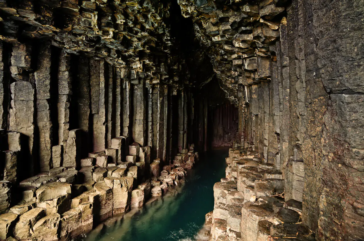Fingals Cave on Isle of Staffs