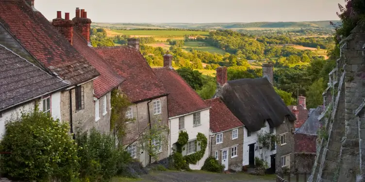 an image of the houses on Gold Hill in Dorset