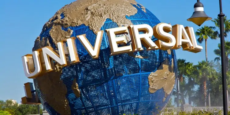 Universal Studios globe sign in Florida
